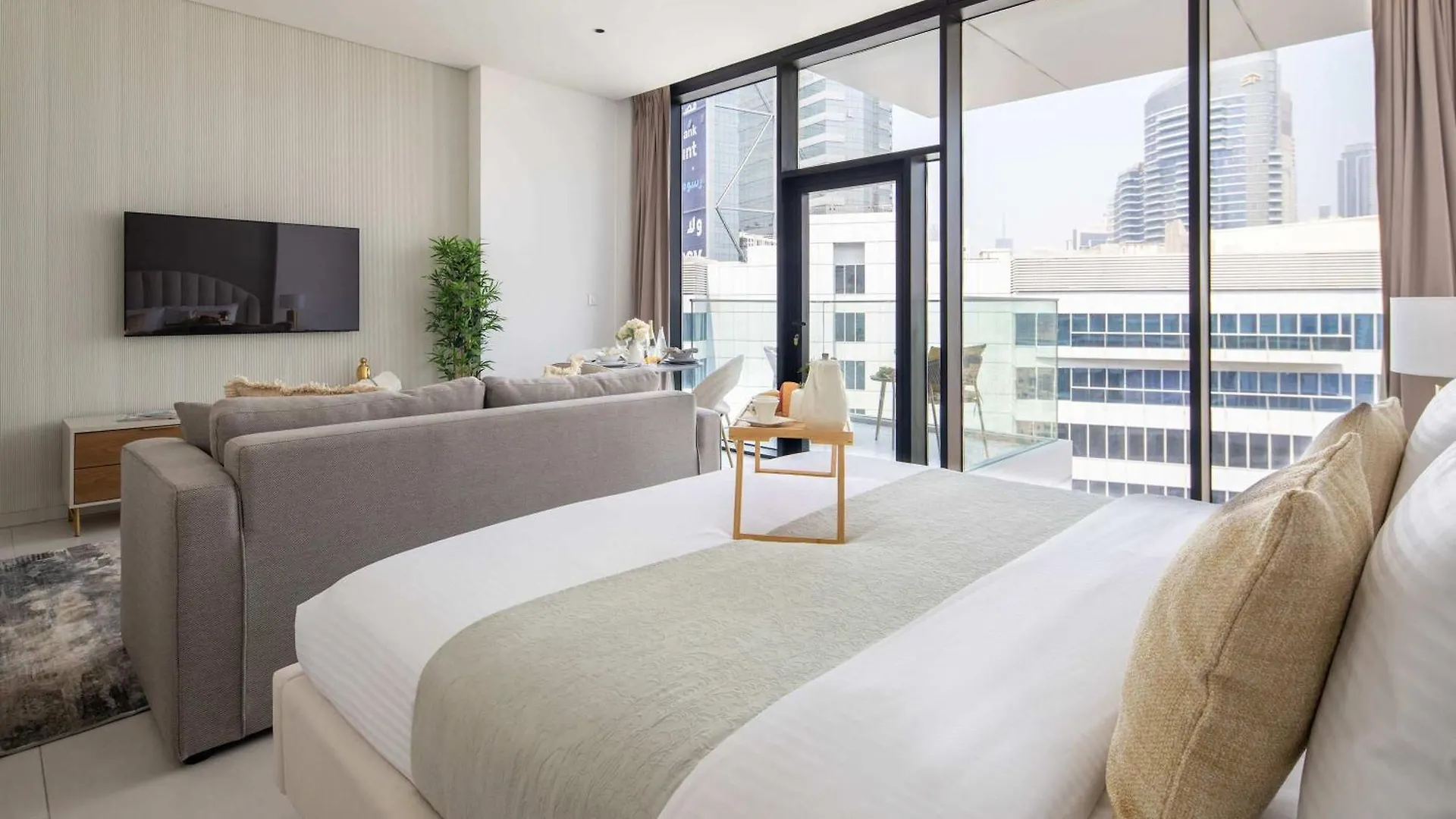 Frank Porter - Marquise Square Tower Dubai 0*,  United Arab Emirates