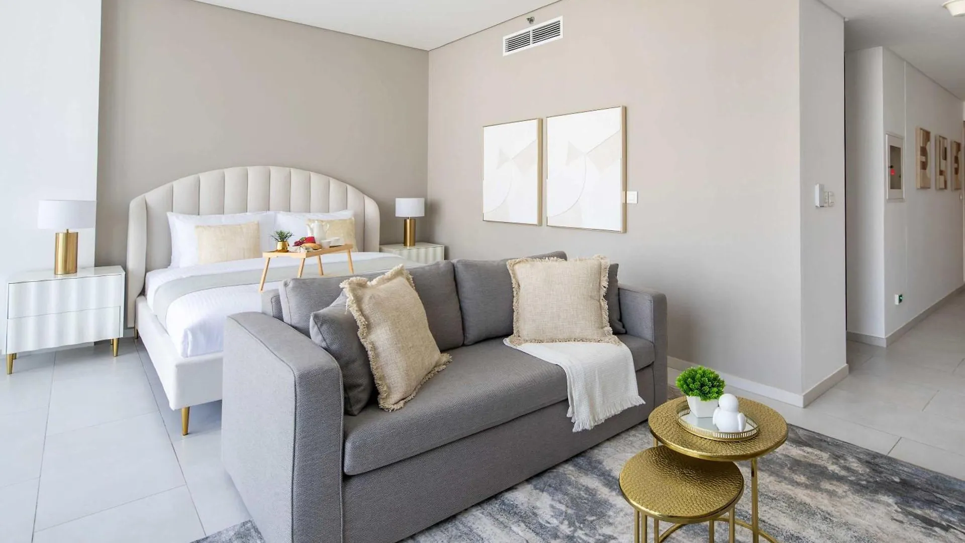 Frank Porter - Marquise Square Tower Dubai Apartment